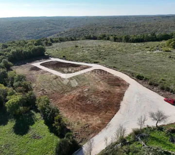Građevinsko zemljište s otvorenim pogledom - Barban