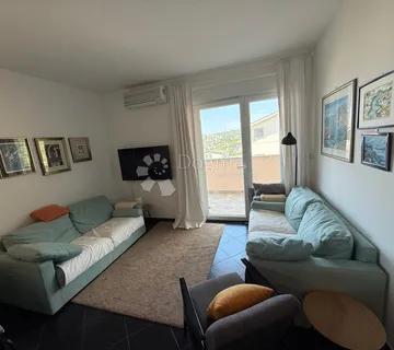 Nov Namješten Apartman 200 M Od Mora Sniženo - Cesarica, Karlobag
