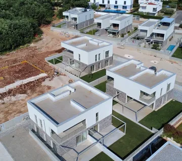 Karigador, atraktivan apartman 300 metara od mora - Karigador, Brtonigla