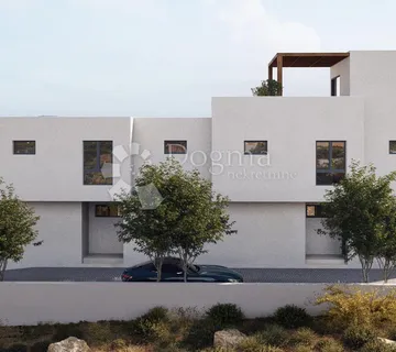 Vodice - kuća duplex sa bazenom