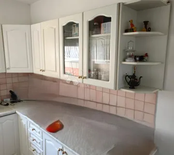 Elegantan stan na 1.katu 80m2! - Vukovar