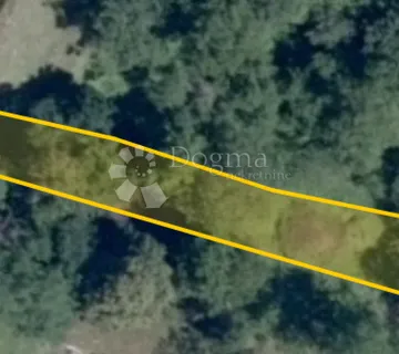 Prilika za vlastiti kutak u prirodi! - Donja Voća