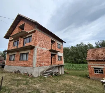 Kuća katnica-Vinarec,Sv.Petar Orehovec, za dovršenje i adaptaciju - Vinarec, Sveti Petar Orehovec