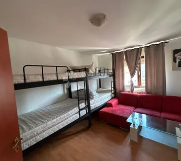 PRILIKA, Kuća 670m2, Svetice, 960€/m2 !! - Zagreb