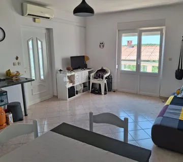 Lijepi apartman u Barbatu na mirnoj lokaciji - cover