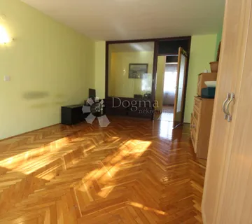 Srdoči Stan 68m2 3s Kl Sa Lođom - Rijeka