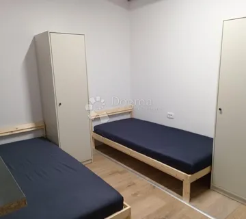 NAJAM STANA ZA RADNIKE RIJEKA – DO 6 OSOBA - cover