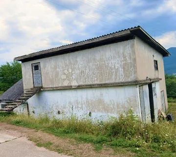 Poljoprivredno imanje od 42.489 m² s građenim objektom – izvrsna prilika za OPG, ranč ili investiciju - Dnopolje, Donji Lapac