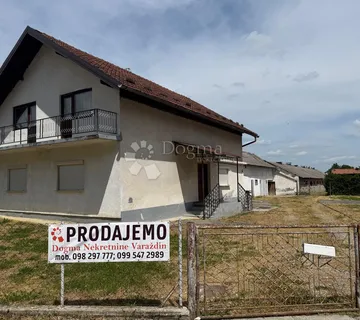 Kuća s gospodarskim zgradama u Gornjem Vratnu - Gornje Vratno, Cestica