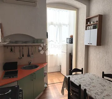 Rijeka centar, stan sa dvije stambene jedinice