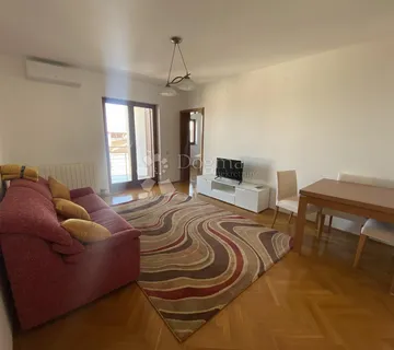 Ugodan apartman- novija zgrada, blizina mora ! - Ičići, Opatija