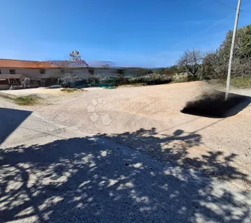 Građevinsko zemljište na top lokaciji blizu mora. Prilika!! - cover