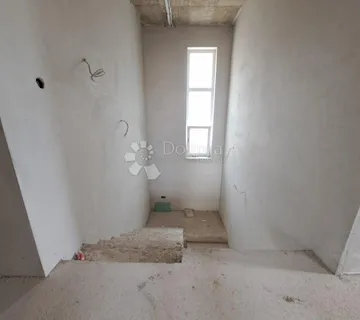 MODERNA SAMOSTOJEĆA KUĆA U NOVOGRADNJI - cover