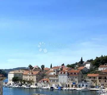 Kuća na 5 m od mora, Brač, Milna - cover
