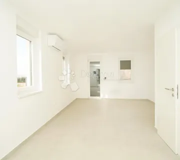 POREČ - Dvoetažni stan u novogradnji sa pogledom na more - cover