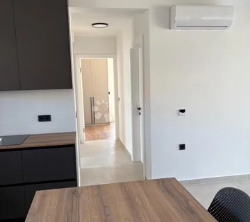 Penthaus- gdje se luksuz susreće s pogledom koji oduzima dah! - cover