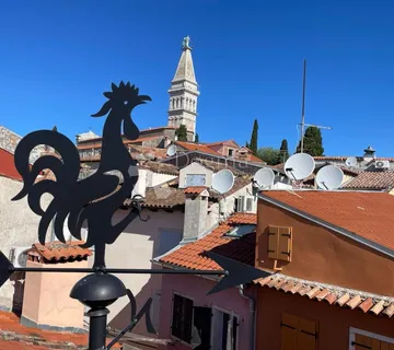 ROVINJ – fantastičan dvoetažni stan s pogledom - cover