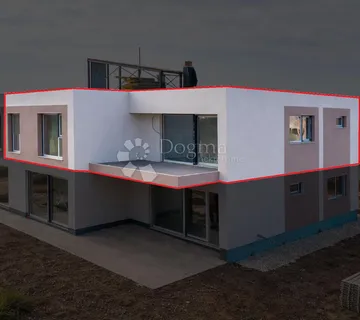 Poreč - trosoban stan 4 kilometra do mora + krovna terasa - cover