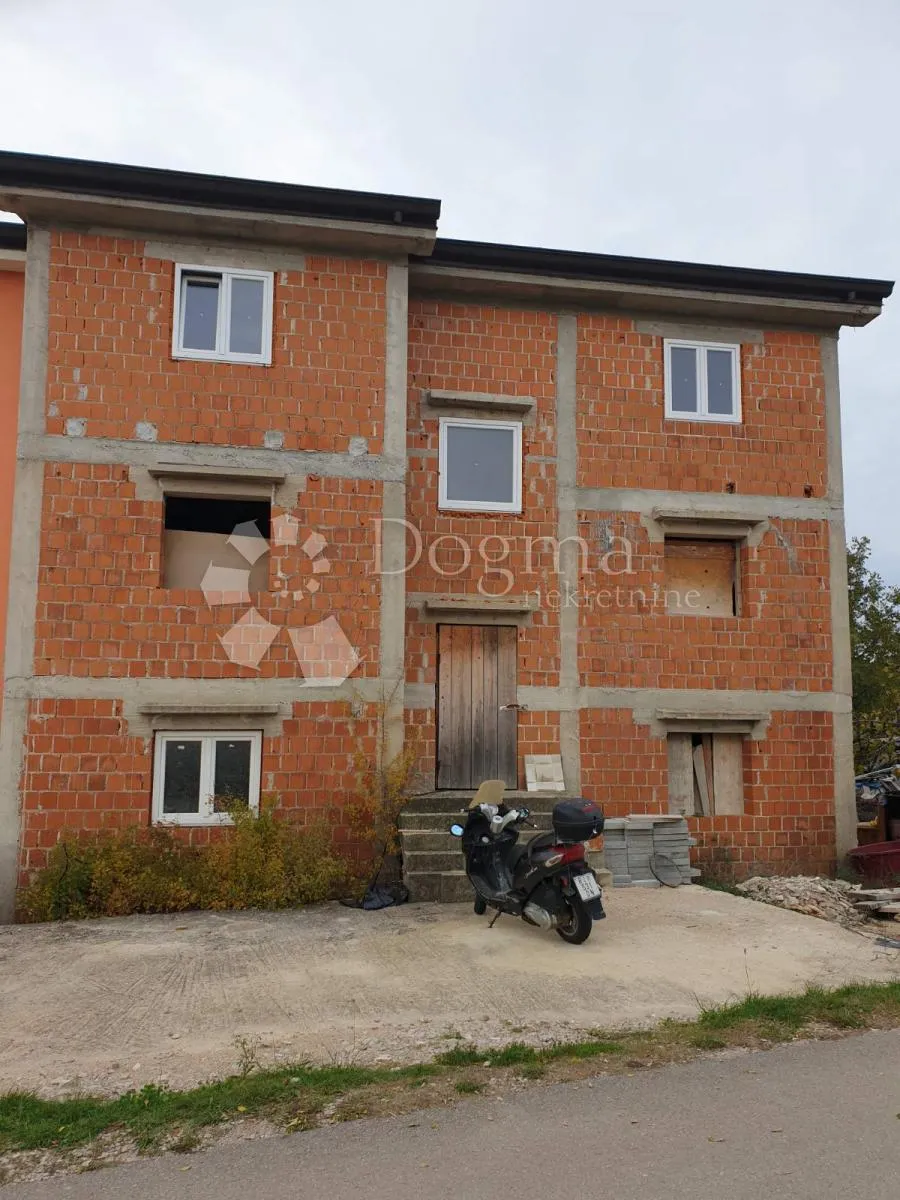 APARTMAN - KRK  - cover