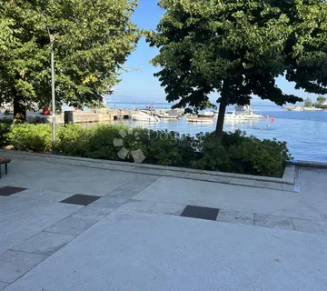 OPATIJA IKA-Stan 60m2 prvi red do mora - cover