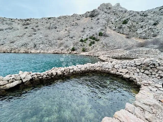 Kuća podno Velebita za ljubitelje prirode - cover