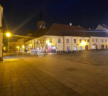 LUKSUZ U SRCU VARAŽDINA – 86m² kod Stančićevog trga - cover