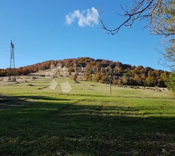 Dvojna kuća s lijepom okućnicom - cover