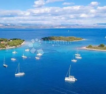 Poljoprivredno Zemljište Drvenik - cover