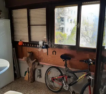 Stan u Prečkom s dvije lođe i puno svjetla – 4. kat, lift! - cover