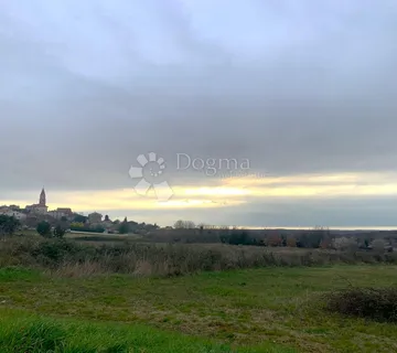 VIŠNJAN – idealna parcela s pogledom na more  - cover