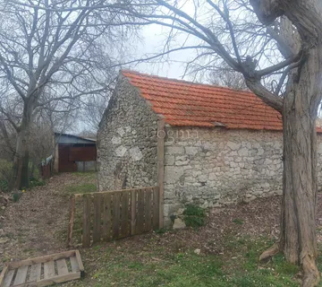 Zemunik -građevinsko zemljište 2432m2 - cover