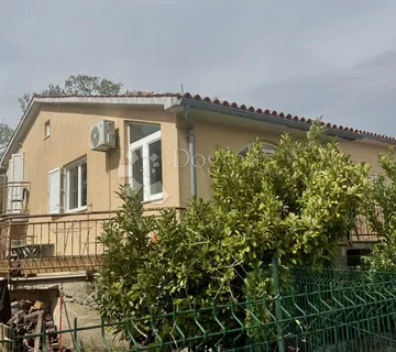 LABIN,okolica,kuća u prirodi - cover