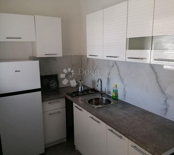 PRODAJU SE  2 APARTMANA U RIBARICI - cover