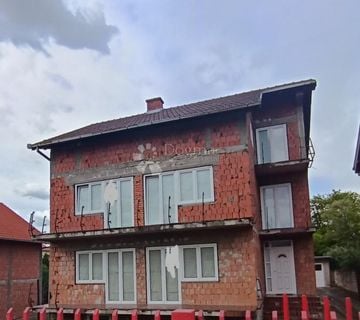 Vaš budući dom ili projekt- velika kuća na 4 etaže u Vukovaru! - cover