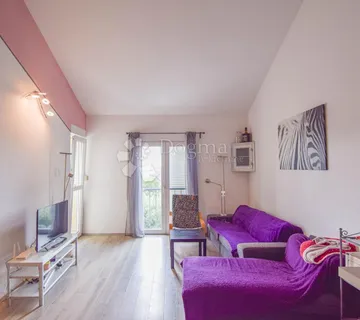 Umag, Prekrasan 2-soban stan s pogledom na more u centru - cover