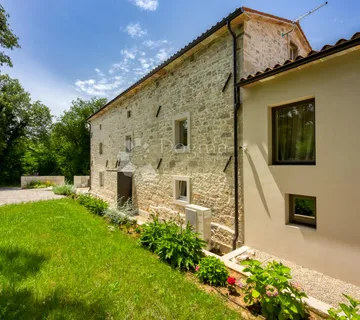 ISTARSKI SAN - Kuća koja odiše toskanskom elegancijom - cover