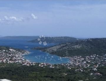 Vinišće, građevinsko zemljište 534m2, pogled na more - cover