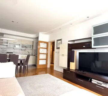 Prostran 4S stan na odličnoj lokaciji-Trnje, 4. kat s liftom + GPM - cover