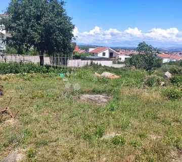 PRILIKA Građevinsko zemljište 1 513 m2 Vodice - cover