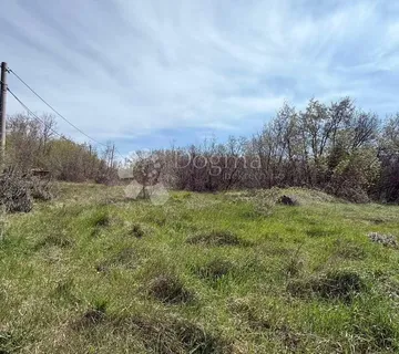 Građevinska parcela u blizini Labina - cover