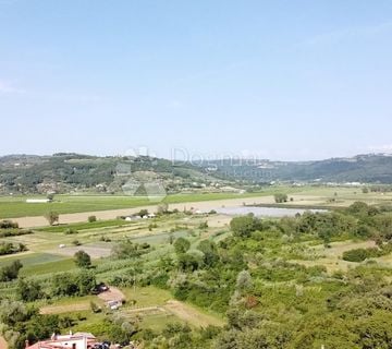BUJE OKOLICA, ZEMLJIŠTE SA PREDIVNIM POGLEDOM - cover