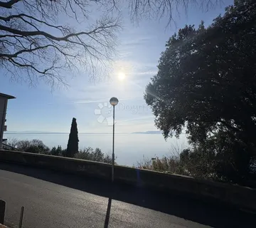 Jednosobni dragulj tik do plaže  - cover