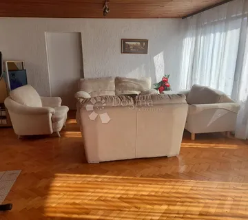 Poslovno-stambena kuća na odličnoj lokaciji – Žitnjak, Zagreb - cover