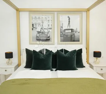 2 stana Vrsar za život i investiciju - cover