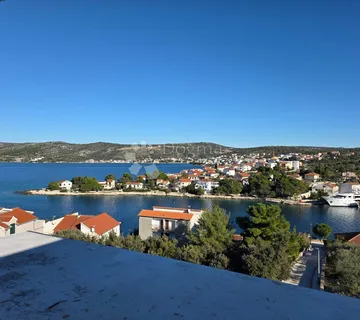 RAŽANJ- EKSKLUZIVNI PENTHOUSE S TOP POGLEDOM - cover