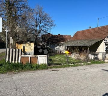 Kuća za adaptaciju s projektom – izvrsna lokacija uz Žitnjačku cestu - cover