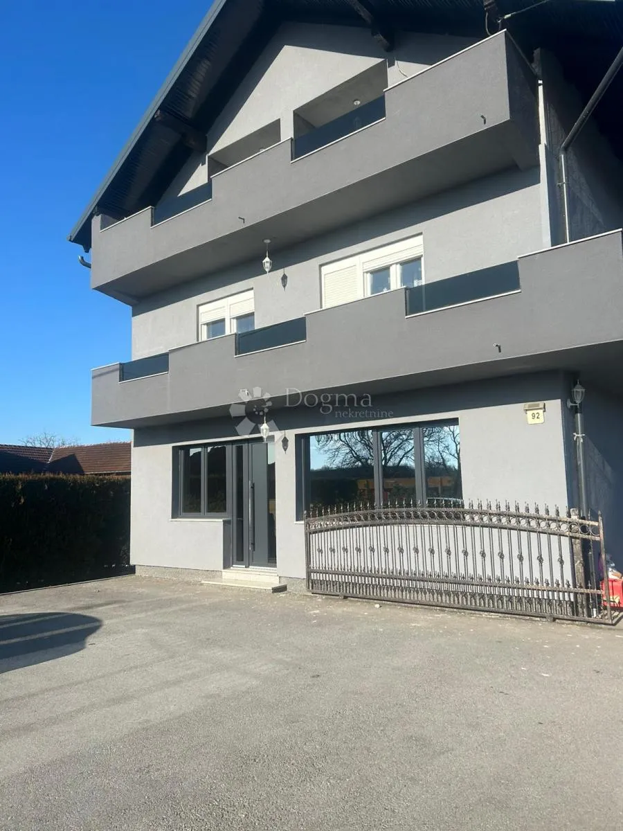 Poslovni prostor na frekventnoj lokaciji! - cover