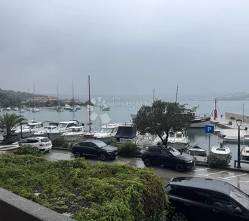 STARINA ZA ADAPTACIJU, 10 m OD MARINE, KRK - cover