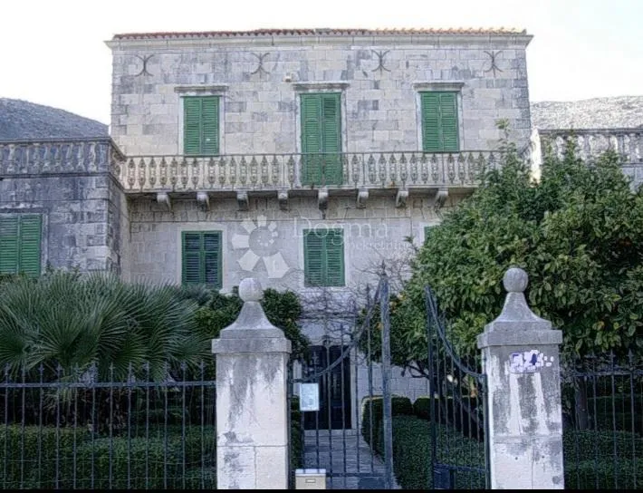 KUĆA, JEDINSTVENI LJETNIKOVAC,ZATON - cover