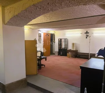 Izuzetan podrumski prostor za maksimalnu privatnost - cover